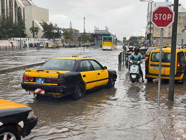 Fortes inondations : DAKAR TOUCHÉE… ET COULÉE