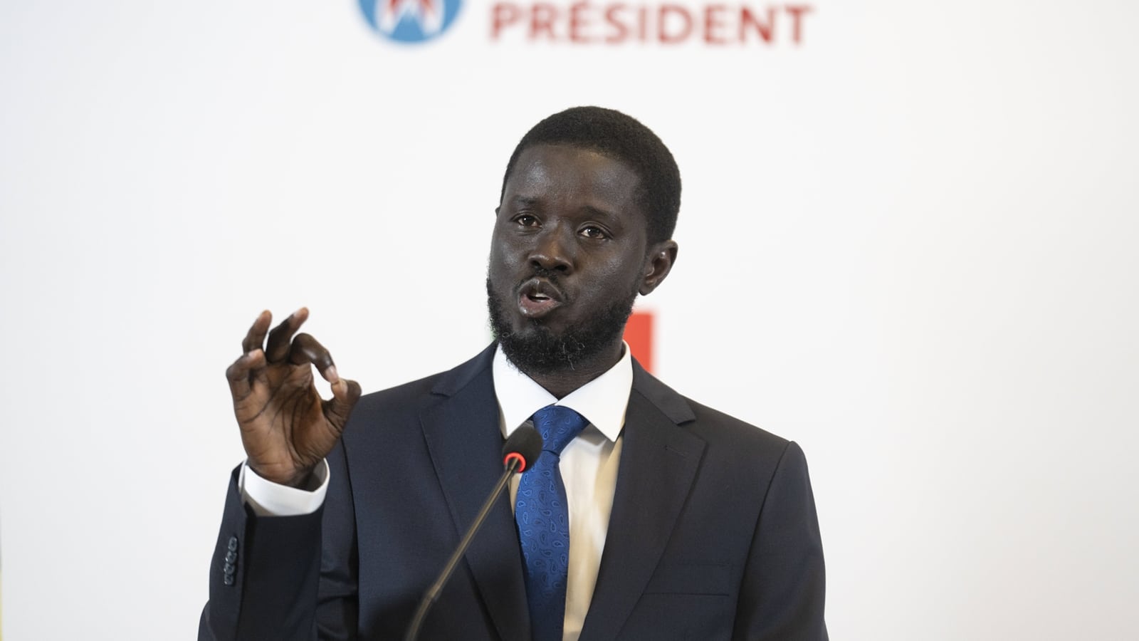 Inflation notée des partis politiques : BDF veut plus de lisibilité