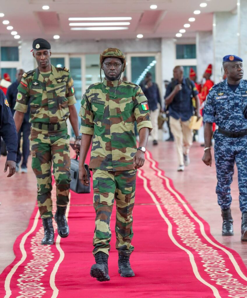 President Diomaye Faye stands out in camouflage…