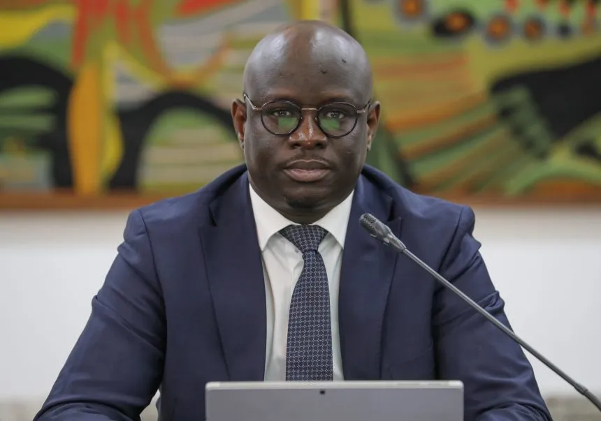 IMF – Postponement of the Board meeting: Diba’s complicated Eurobond