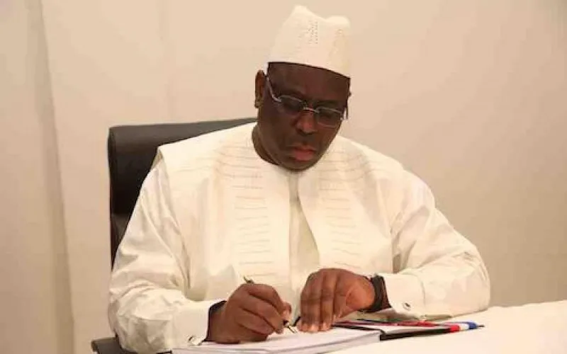 Outcry Against Amnesty : Macky Tears his Plan