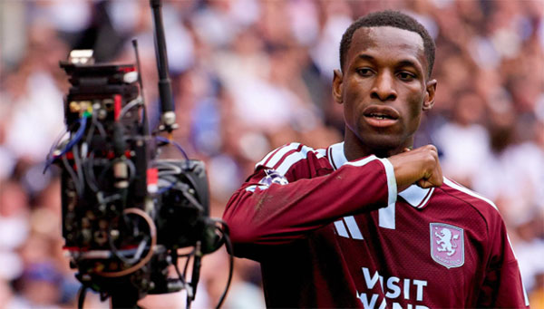 Premier League – Après son premier but avec Aston Villa : Le geste polémique de Nicolas Jackson