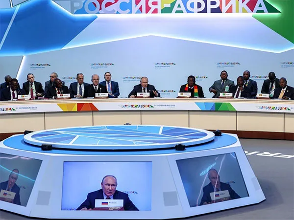 La Russie en Afrique : un plan secret de déstabilisation dévoilé