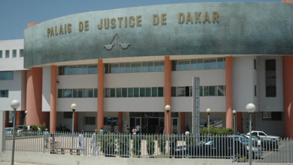 «L’un des problèmes fondamentaux de ce pays, c’est la Justice. Et rien n’est fait pour le changer (…). Il y a un clergé qui passe son temps à faire le sale boulot dans cette Justice» (Ousmane Sonko dixit)