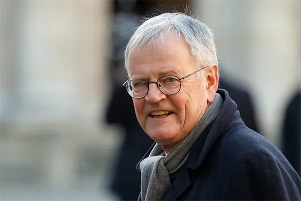 Quand Pascal Boniface devient la caution scientifique du culte de la personnalité