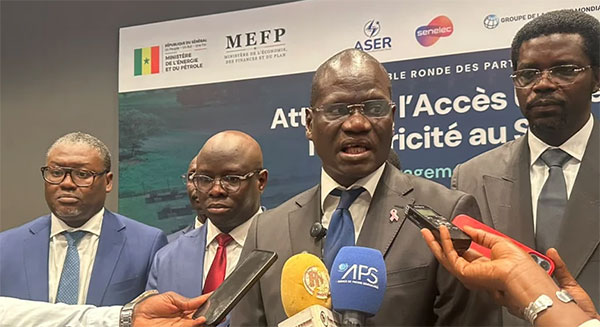 Energie – Achèvement de l’accès universel à l’électricité au Sénégal : Un financement de 400 milliards à mobiliser